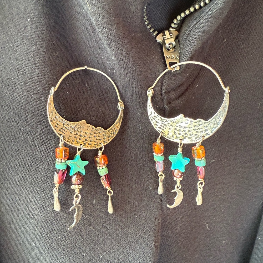 Designer earrings - Picture 2 of 2